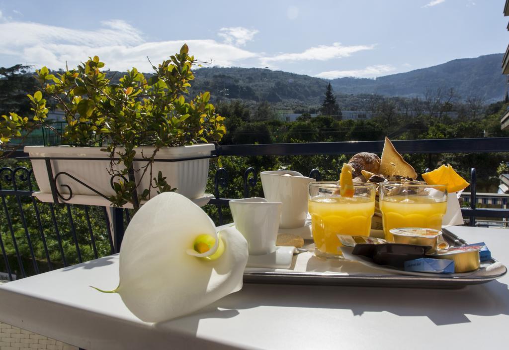 Bougainvillea Relais Соренто Екстериор снимка